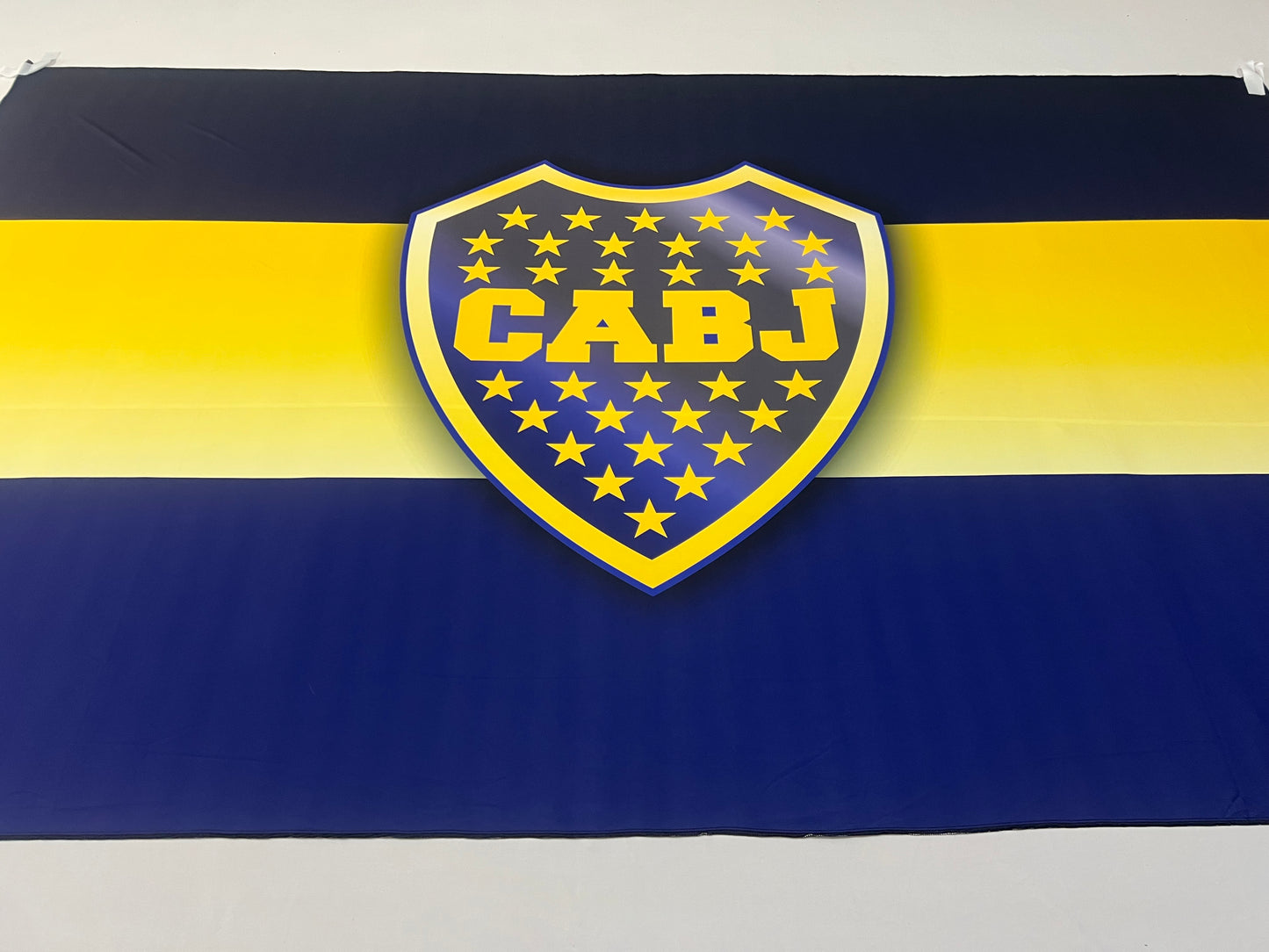 Banderas de Boca – Modelo 1 – 1,50 x 1,00 m / 2,50 x 1,50 m – Tela Resistente – Envío Gratis a Todo el País 🇦🇷