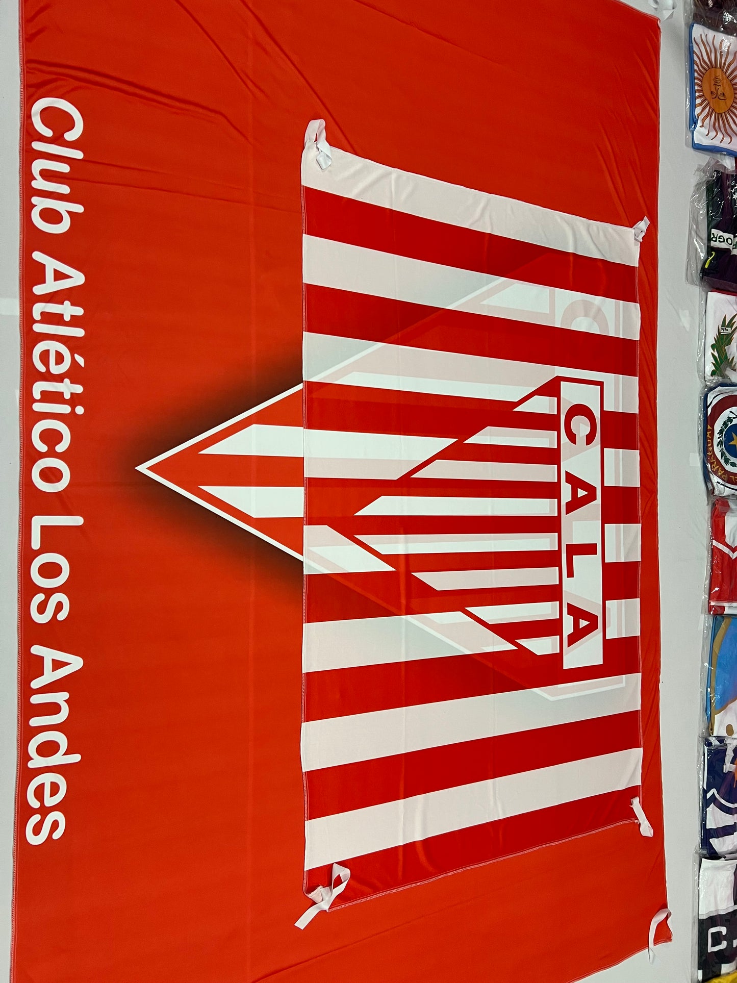 Bandera de Los Andes 🔴⚪ Orgullo Milrayitas – Envío Gratis