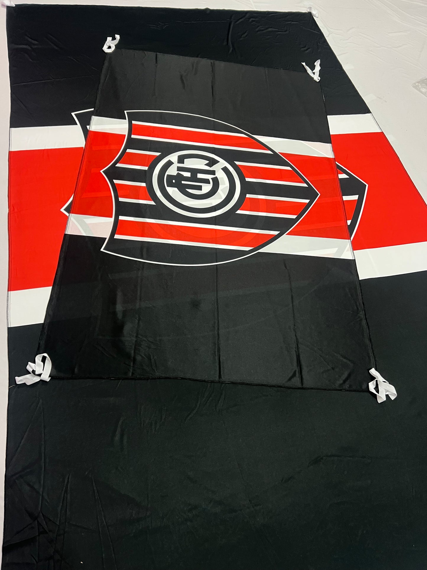 Bandera de Chacarita 🟥⬛⬜Pasión Funebrera – Envío Gratis
