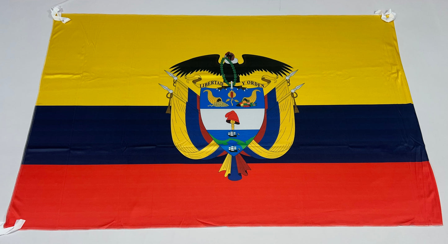 Banderas de Ecuador – 1,50 x 1,00 m / 2,50 x 1,50 m – Tela Resistente – Envío Gratis a Todo el País 🇪🇨