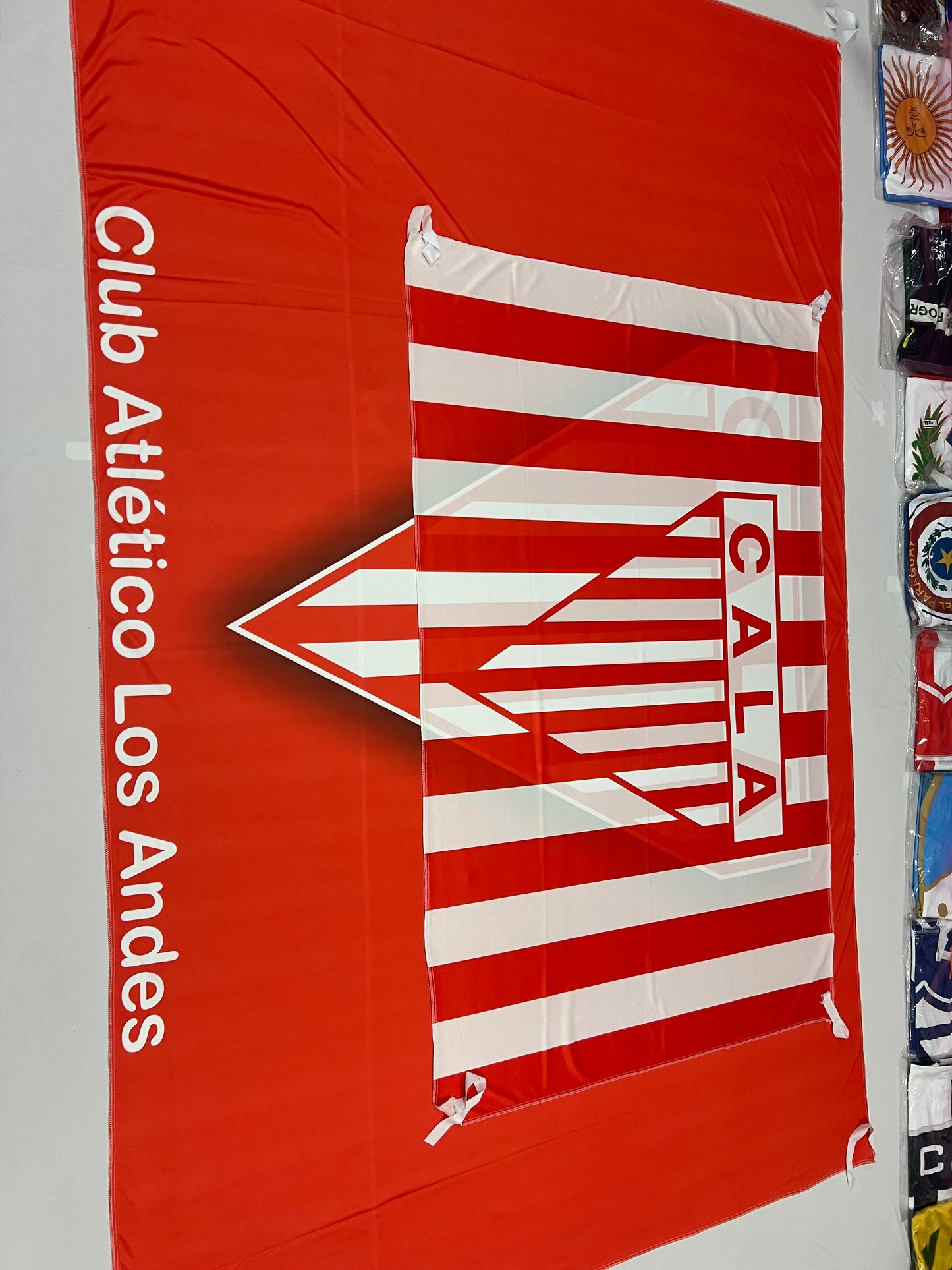 Bandera de Los Andes 🔴⚪ Orgullo Milrayitas – Envío Gratis