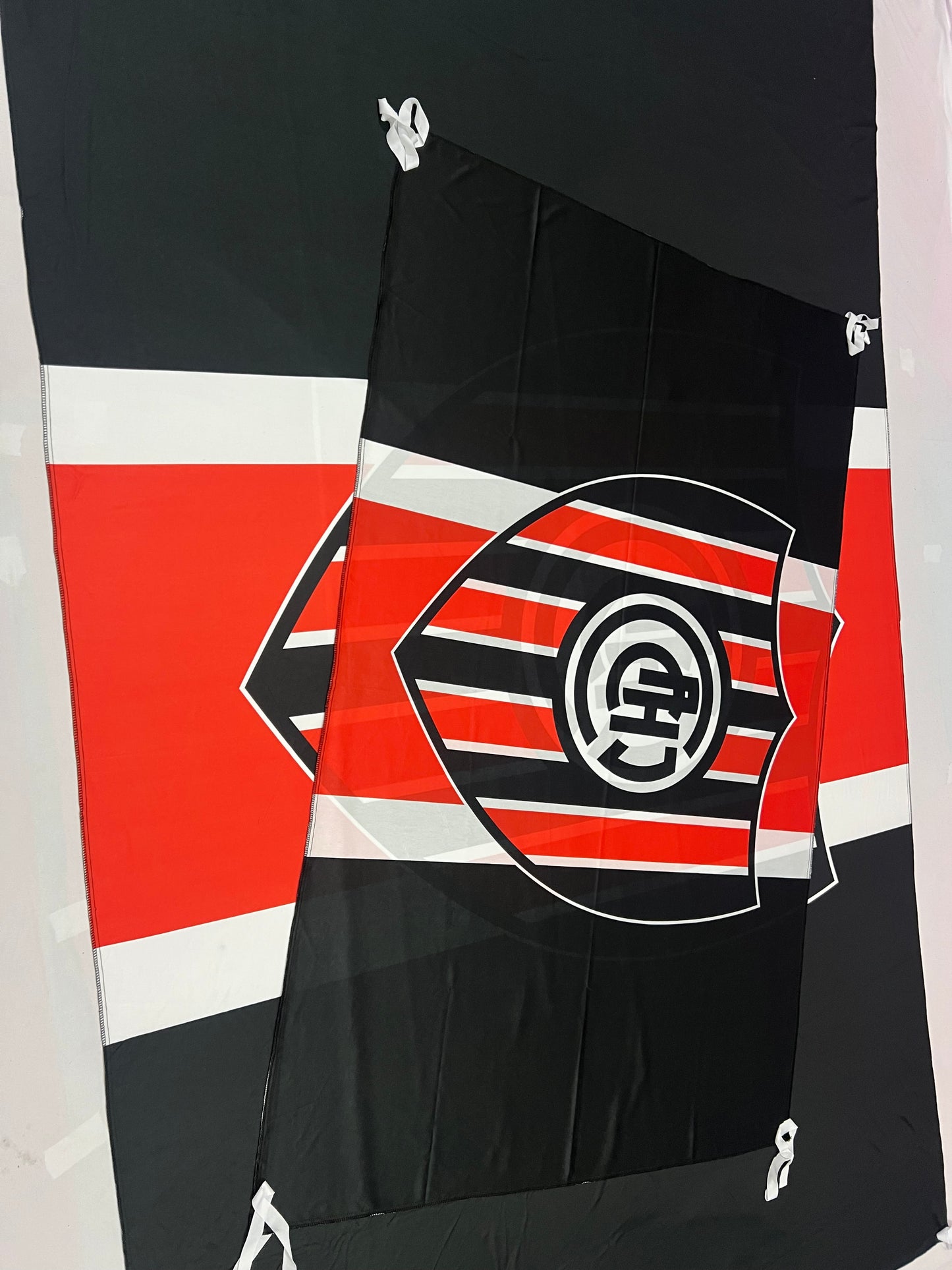 Bandera de Chacarita 🟥⬛⬜Pasión Funebrera – Envío Gratis