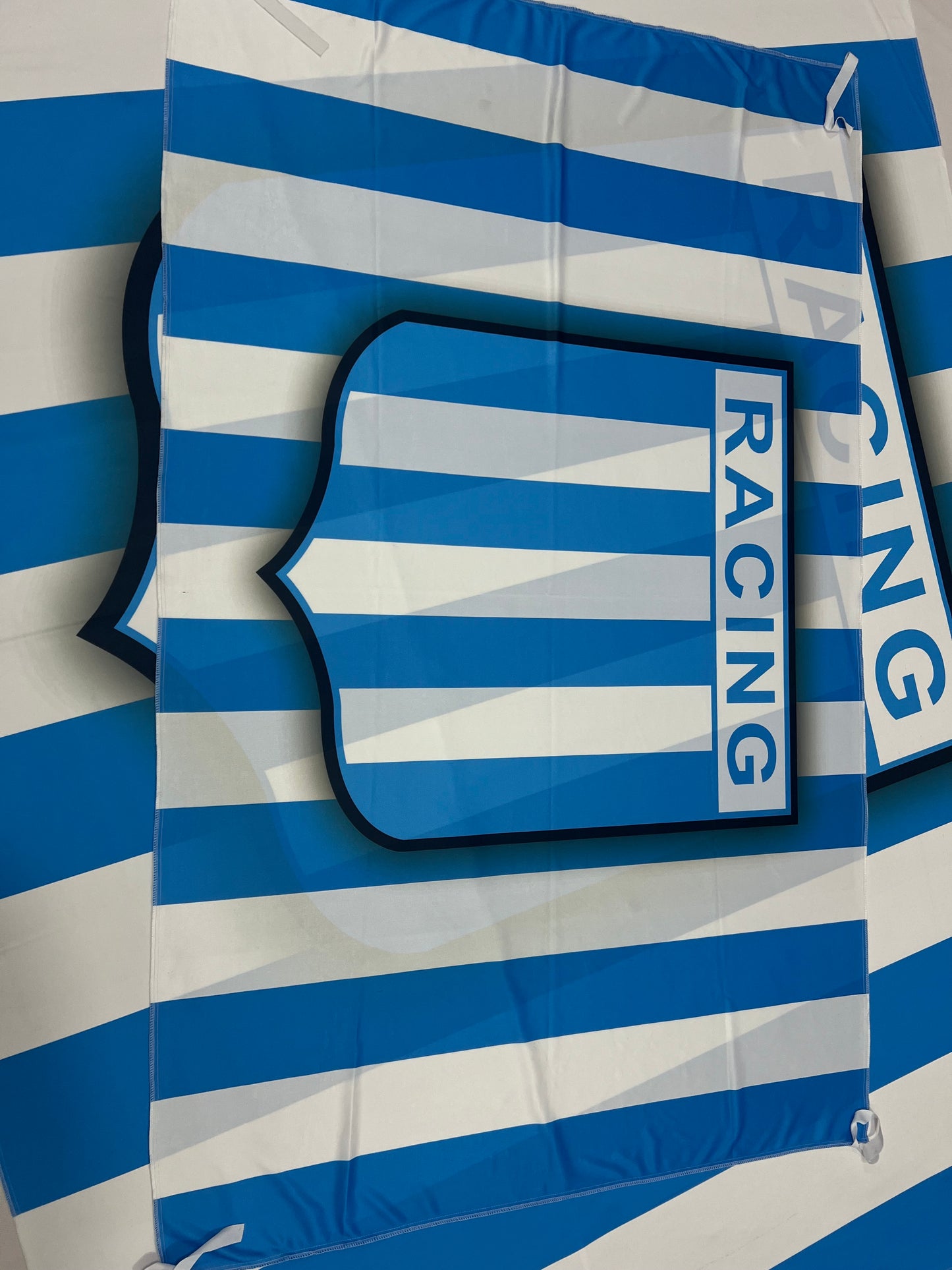 Bandera de Racing Club 🔵⚪ La Racineta a Todo Color – Envío Gratis