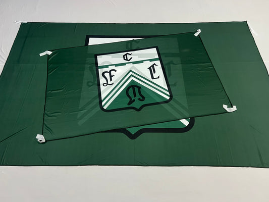 Bandera Ferro – 1,50 x 1,00 m / 2,50 x 1,50 m – Tela Resistente – Envío Gratis a Todo el País