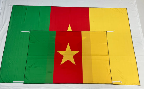 Bandera de Camerún– 1,50 x 1,00 m / 2,50 x 1,50 m – Tela Resistente – Envío Gratis a Todo el País