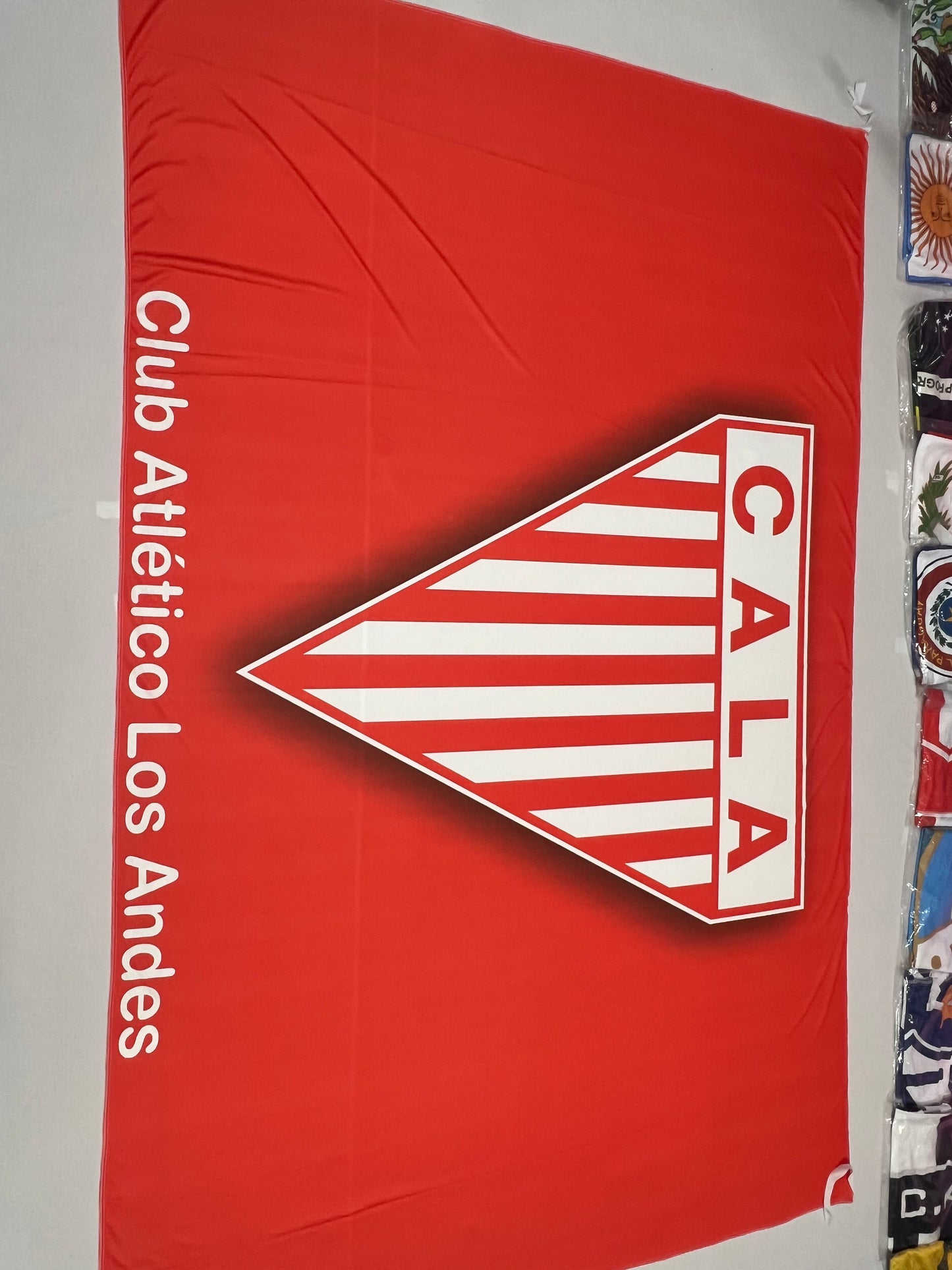 Bandera de Los Andes 🔴⚪ Orgullo Milrayitas – Envío Gratis