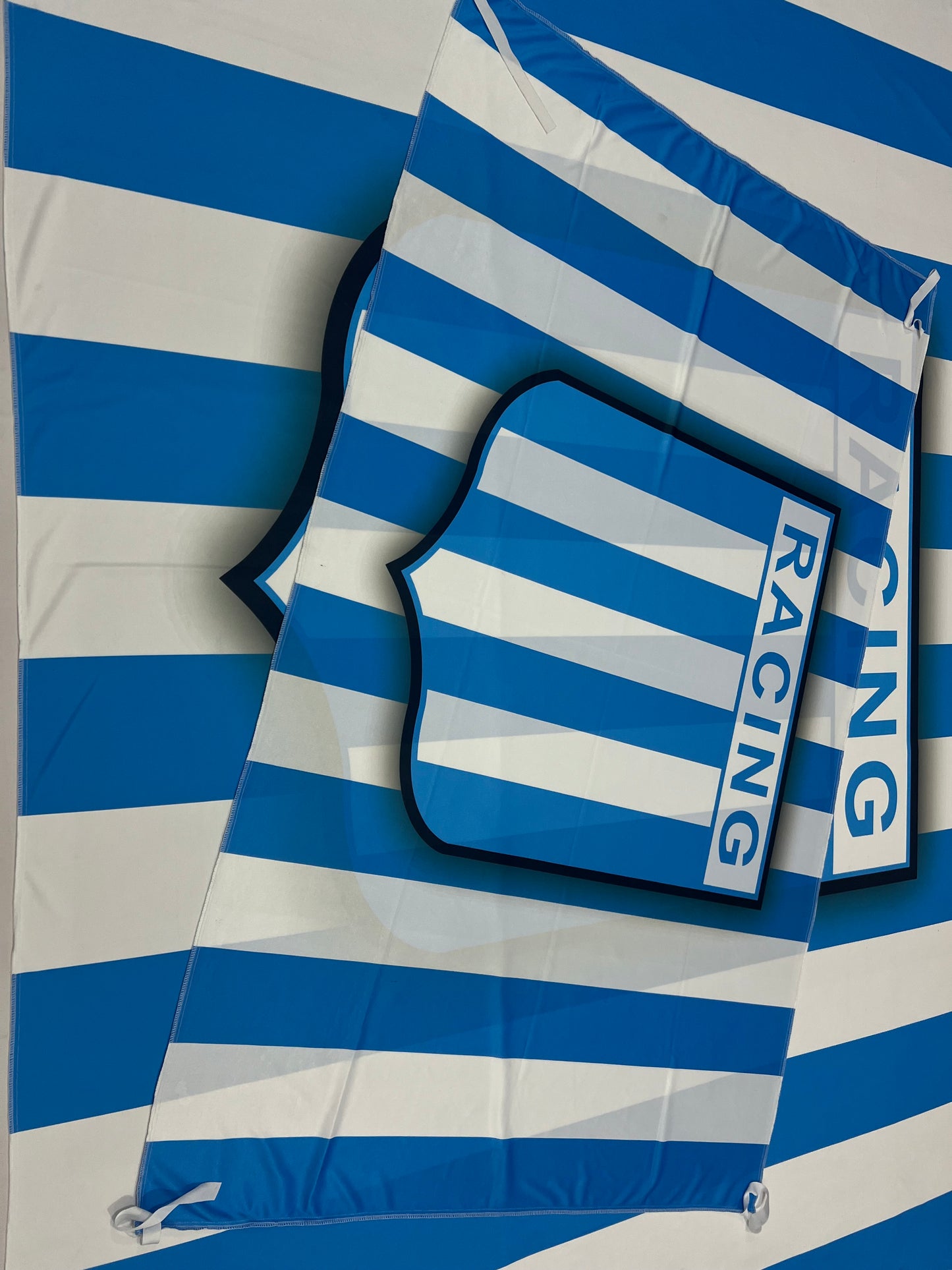 Bandera de Racing Club 🔵⚪ La Racineta a Todo Color – Envío Gratis