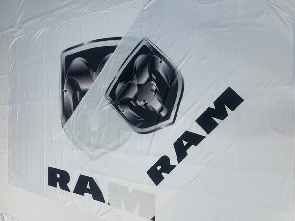 Bandera RAM Blanca – 1,00 x 1,50 m / 1,50 x 2,50 m – ENVÍO GRATIS A TODO EL PAÍS
