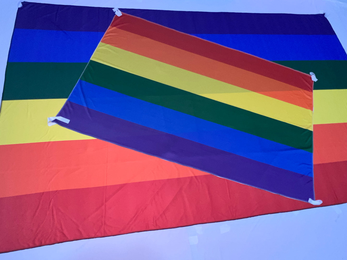 Banderas del Orgullo LGBT – 1,50 x 1,00 m / 2,50 x 1,50 m – Tela Resistente – Envío Gratis a Todo el País 🏳️‍🌈