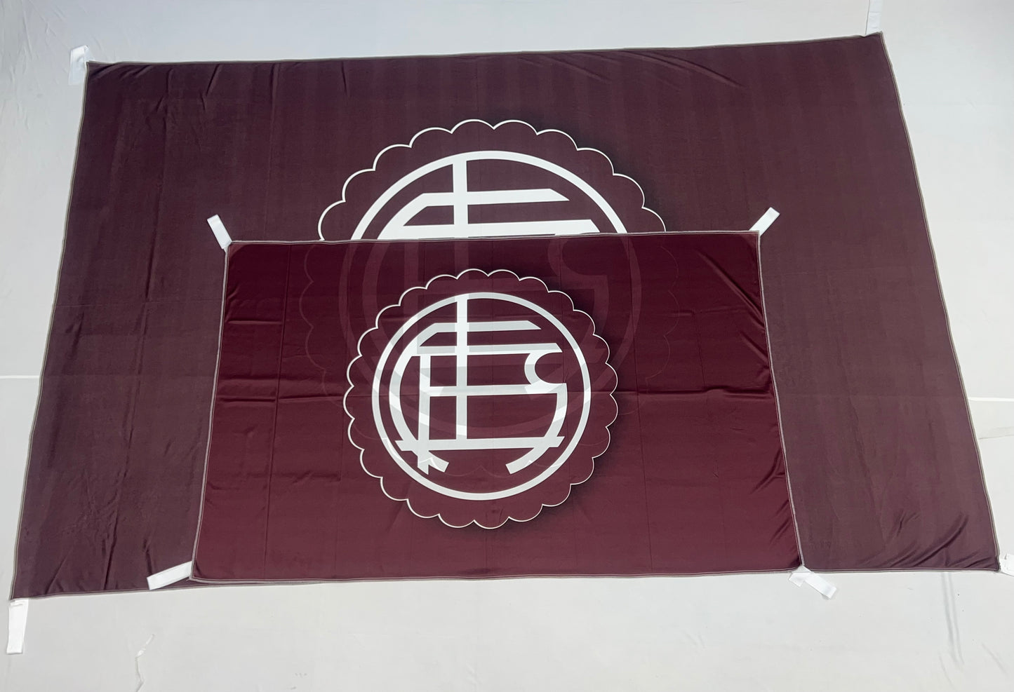 Bandera Lanús – 1,50 x 1,00 m / 2,50 x 1,50 m – Tela Resistente – Envío Gratis a Todo el País
