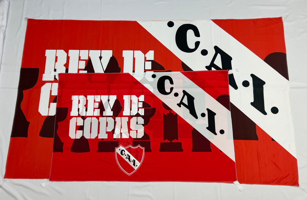 Banderas de independiente Rey de Copas – 1,50 x 1,00 m / 2,50 x 1,50 m – Tela Resistente – Envío Gratis a Todo el País 🇦🇷