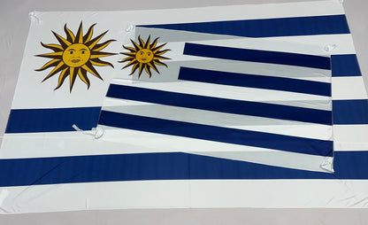 Banderas de Uruguay – 1,50 x 1,00 m / 2,50 x 1,50 m – Tela Resistente – Envío Gratis a Todo el País 🇺🇾