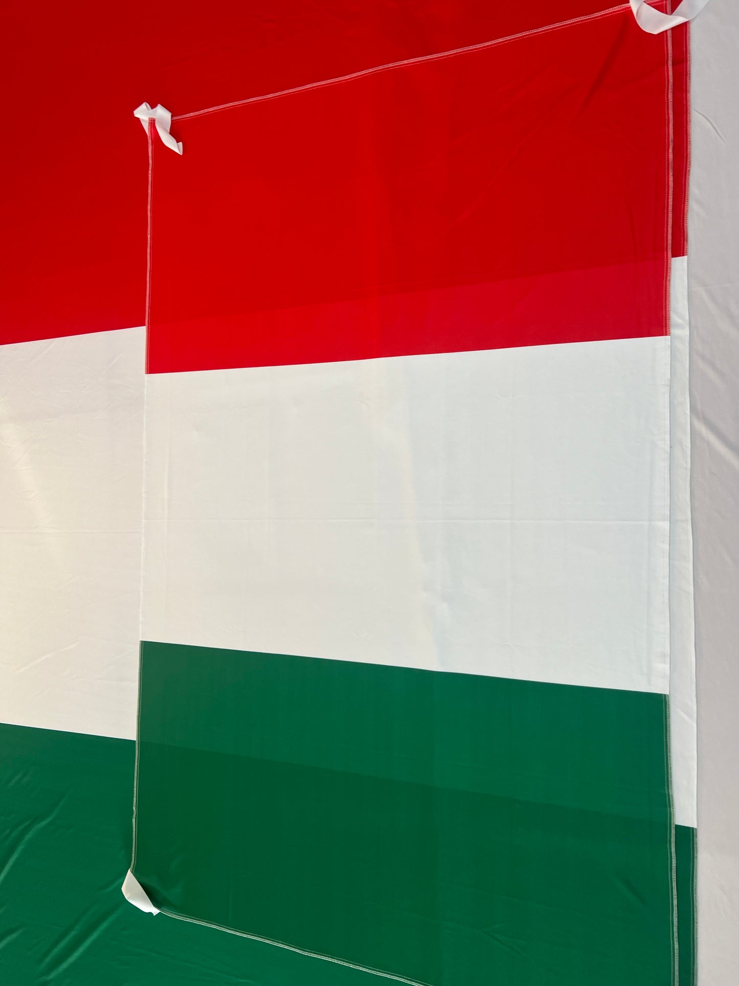 Banderas de Italia – 1,50 x 1,00 m / 2,50 x 1,50 m – Tela Resistente – Envío Gratis a Todo el País 🇮🇹