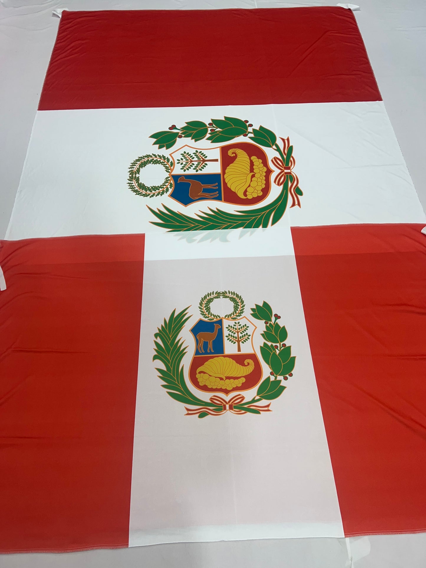 BANDERA DE PERÚ – ROJA Y BLANCA – ENVÍO GRATIS