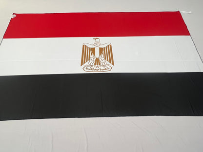 Bandera Egipto – 1,50 x 1,00 m / 2,50 x 1,50 m – Tela Resistente – Envío Gratis a Todo el País