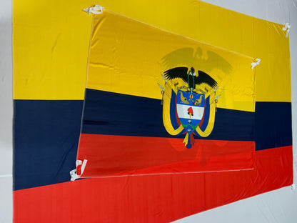 Banderas de Ecuador – 1,50 x 1,00 m / 2,50 x 1,50 m – Tela Resistente – Envío Gratis a Todo el País 🇪🇨