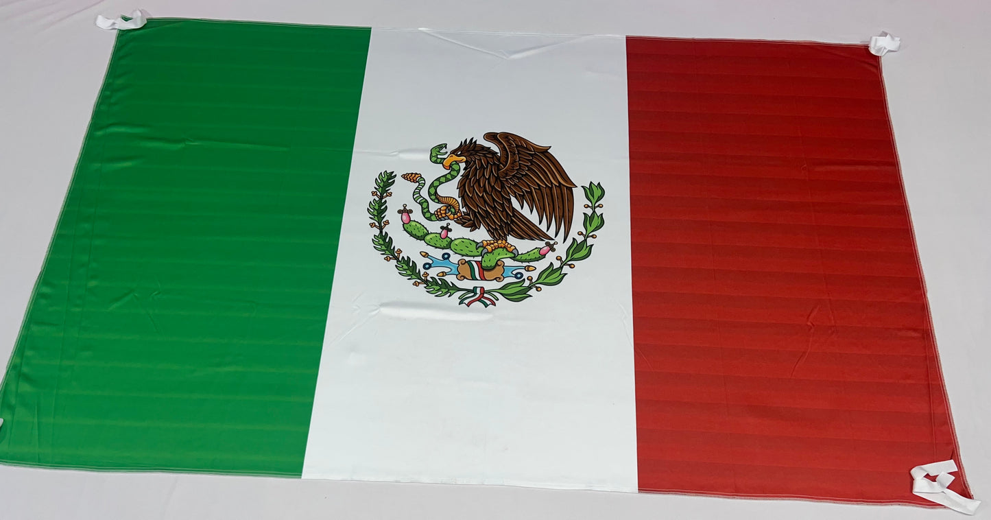 Banderas de México – 1,50 x 1,00 m / 2,50 x 1,50 m – Tela Resistente – Envío Gratis a Todo el País 🇲🇽