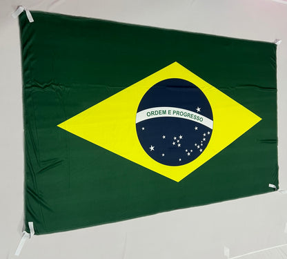 Banderas de Brasil – 1,50 x 1,00 m / 2,50 x 1,50 m – Tela Resistente – Envío Gratis a Todo el País 🇧🇷