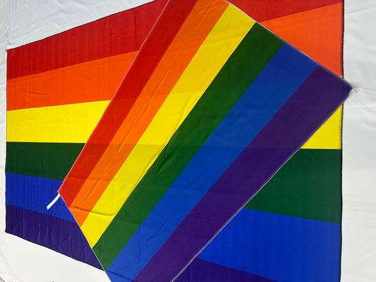 Banderas del Orgullo LGBT – 1,50 x 1,00 m / 2,50 x 1,50 m – Tela Resistente – Envío Gratis a Todo el País 🏳️‍🌈
