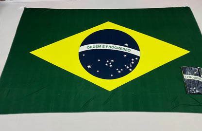 Banderas de Brasil – 1,50 x 1,00 m / 2,50 x 1,50 m – Tela Resistente – Envío Gratis a Todo el País 🇧🇷