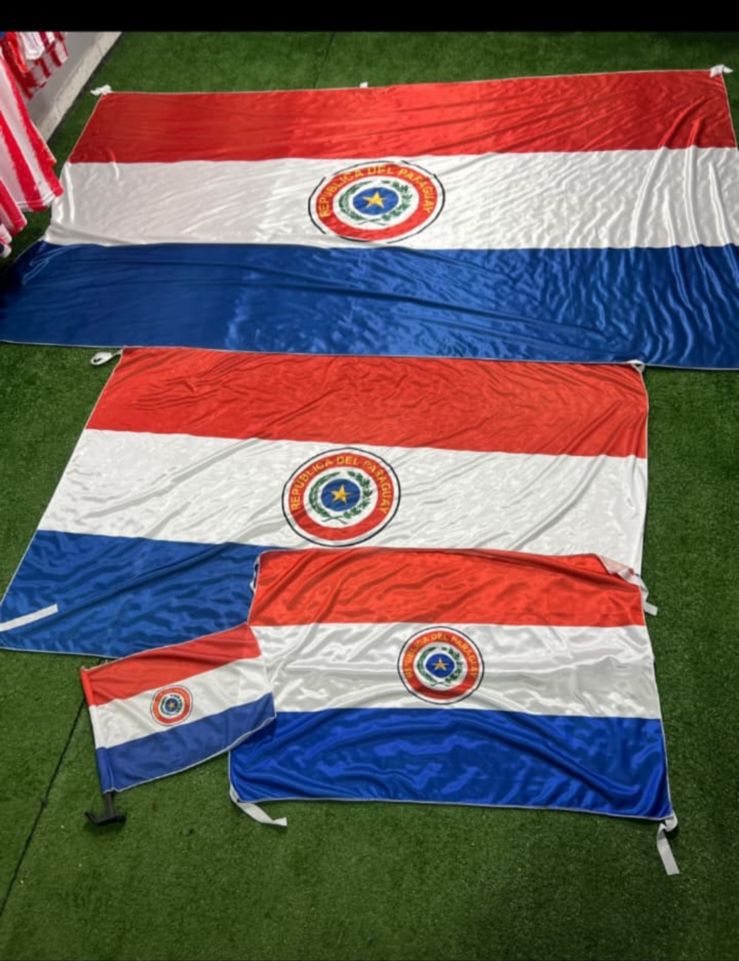 Bandera de Paraguay – 1,50 x 1,00 m / 2,50 x 1,50 m – Tela Resistente – Envío Gratis a Todo el País